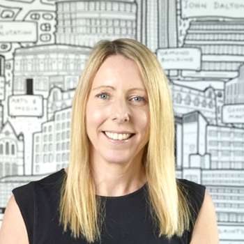 Photo containing Hannah-Louise Holmes